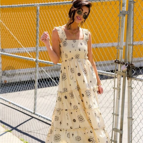 Cream Ruched Tiered Maxi Sundress - Picture 3 of 3